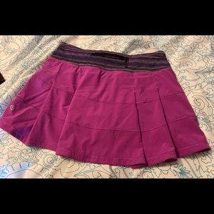 Lululemon Size 4 Pace-rival used ! Great shape